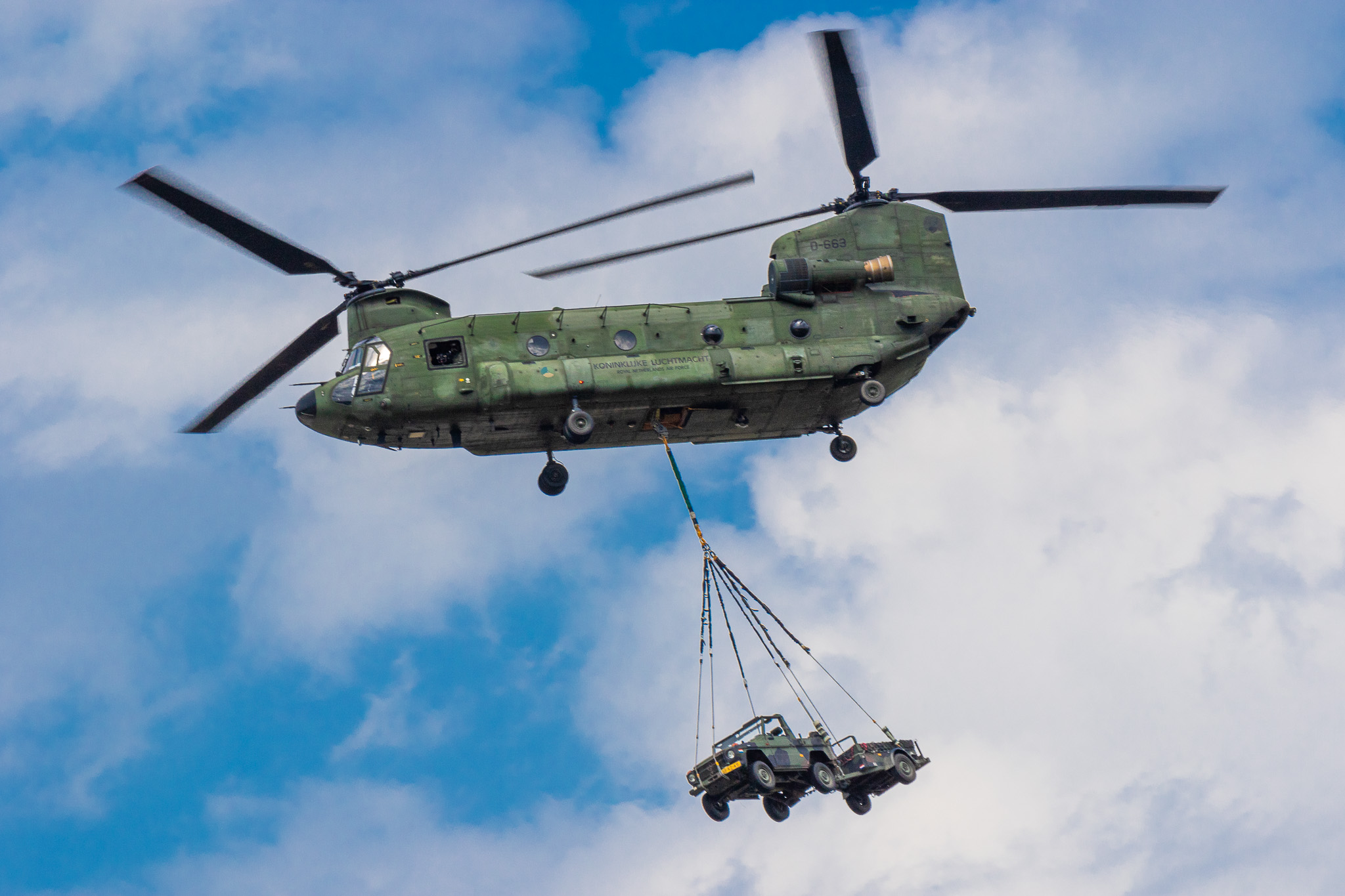 Boeing CH-47 Chinook