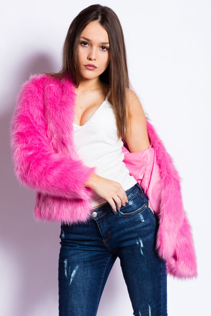 Pink Faux-Fur for Model Shannety