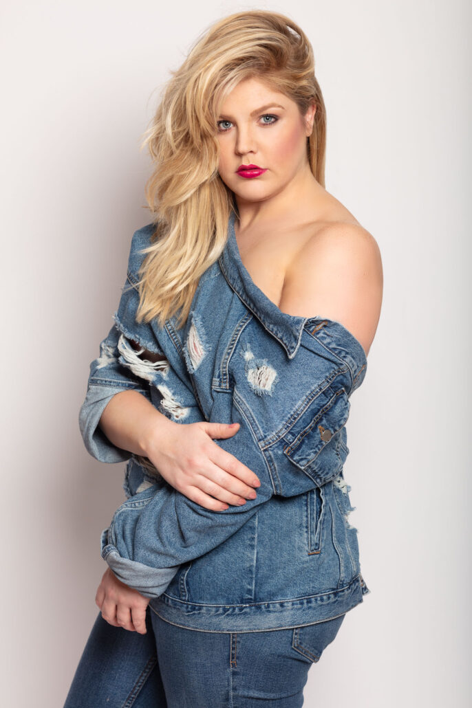 Elise in Jeans