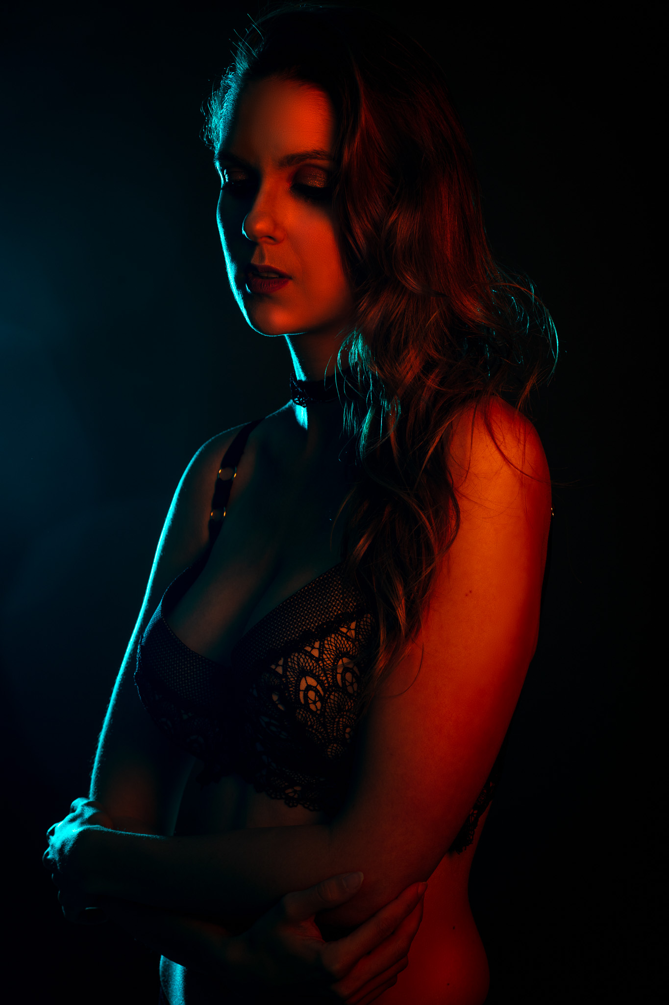 Model Magalie in some Edge Lighting