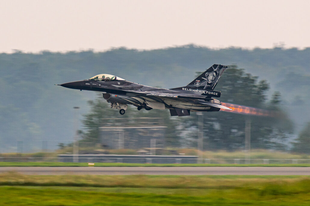 Belgian Air Force F-16 Demo for 2021 - Dark Falcon