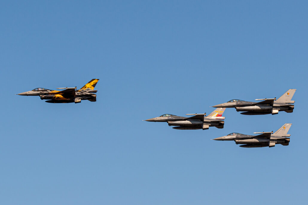 4 General Dynamics F-16's from the BAF 31SQN