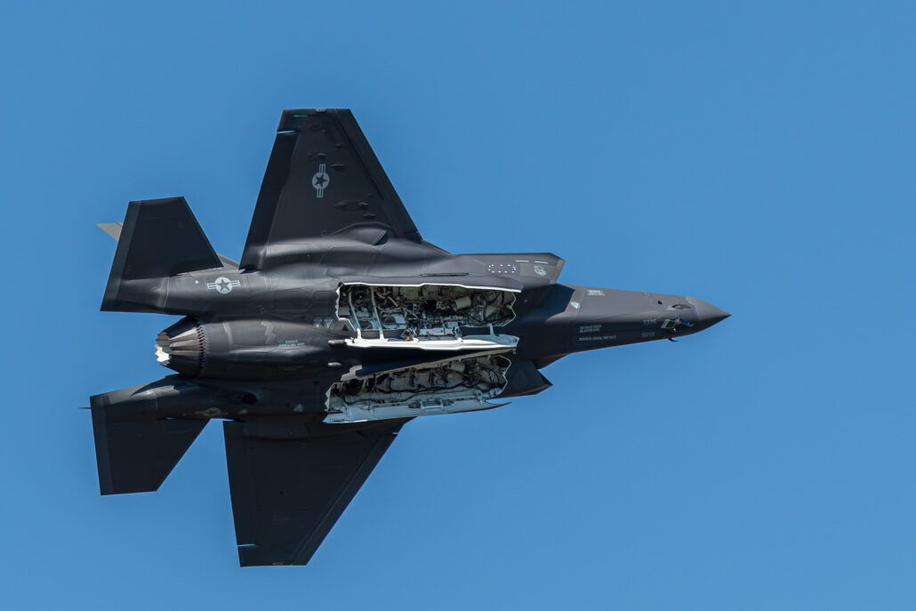 Lockheed Martin F-35 Lightning II Demo from the US Air Force
